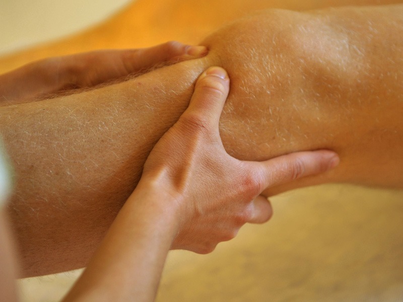 Knieschmerzen Aus Osteopathischer Sicht Gesundzeitung Gesundzeit Gesundzeit Osteopathie Zentrum Schladming
